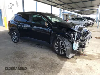 2023 Toyota Corolla Cross XLE z VIN 7MUDAABG6PV048792, wystawiony jako Copart lot #56819095 z przebiegiem 59 189 mil mil oraz Szkoda całkowita • Salvage title. Historia ofert i sprzedaży dostępna na DreamBid. Obrazek 4.