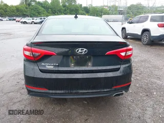 2017 Hyundai Sonata 2.4L z VIN 5NPE24AF2HH483323, wystawiony jako IAAI lot #42322738 z przebiegiem 144 607 mil mil oraz . Historia ofert i sprzedaży dostępna na DreamBid. Obrazek 17.