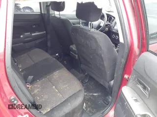 2019 Mitsubishi Outlander ES z VIN JA4AR3AU5KU030436, wystawiony jako IAAI lot #41509150 z przebiegiem 72 657 mil mil oraz . Historia ofert i sprzedaży dostępna na DreamBid. Obrazek 8.