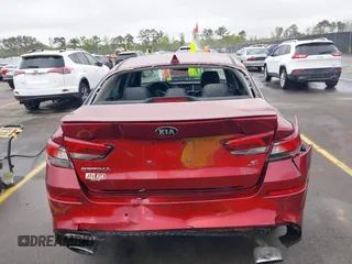 2020 Kia Optima LX with VIN 5XXGT4L35LG416812, listed as a IAAI auction lot 41904764 with 146,381 mi miles and . Bid and sale history available at carsss.com. Image 17.