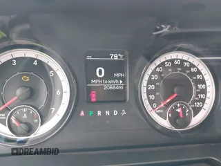 2023 Ram 1500 Tradesman z VIN 1C6RR6FG9PS527089, wystawiony jako IAAI lot #42261047 z przebiegiem 20 684 mil mil oraz . Historia ofert i sprzedaży dostępna na DreamBid. Obrazek 7.