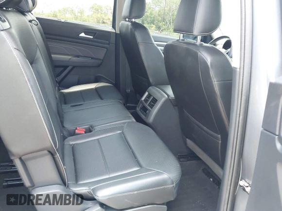 2021 Volkswagen Atlas SE with VIN 1V2HR2CA9MC585740, listed as a IAAI auction lot 42279757 with 64,995 mi miles and . Bid and sale history available at DreamBid. Image 8.