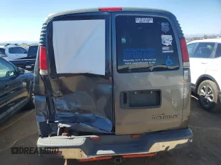 2000 Chevrolet Express Cargo Van w/YF7 with VIN 1GBFG15R8Y1213498, listed as a Copart auction lot 72918044 with 0 mi miles and Salvage Title. Bid and sale history available at carsss.com. Image 6.