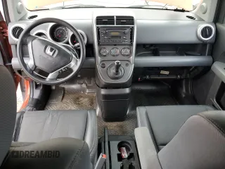 2004 Honda Element EX with VIN 5J6YH27674L004143, listed as a Copart auction lot 84601034 with 183,632 mi miles and Salvage Title. Bid and sale history available at DreamBid. Image 8.