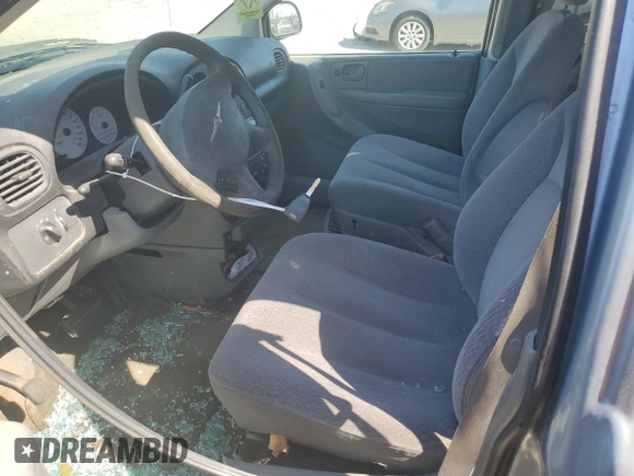 2006 Chrysler Town & Country SWB with VIN 1A4GP45R06B748604, listed as a Copart auction lot 48753575 with 184,256 mi miles and Salvage Title. Bid and sale history available at carsss.com. Image 7.