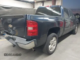 2008 Chevrolet Silverado 1500 1LT with VIN 2GCEC130481329542, listed as a IAAI auction lot 42002370 with 254,862 mi miles and . Bid and sale history available at DreamBid. Image 4.