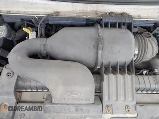 2006 Ford Econoline Cargo with VIN 1FTRE14WX6HB10268, listed as a IAAI auction lot 42502096 with 128,791 mi miles and . Bid and sale history available at DreamBid. Image 10.