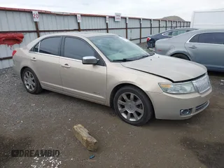 2008 Lincoln MKZ with VIN 3LNHM26T28R651061, listed as a IAAI auction lot 42746540 with 176,653 mi miles and . Bid and sale history available at DreamBid. Image 1.