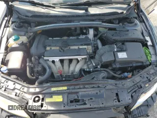 2005 Volvo V70 with VIN YV1SW612452461041, listed as a Copart auction lot 72137464 with 178,756 mi miles and Non Repairable. Bid and sale history available at carsss.com. Image 11.