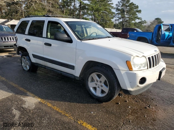2005 Jeep Grand Cherokee Laredo with VIN 1J4GS48K85C510702, listed as a Copart auction lot 45534545 with 223,837 mi miles and Salvage Title. Bid and sale history available at carsss.com. Image 4.