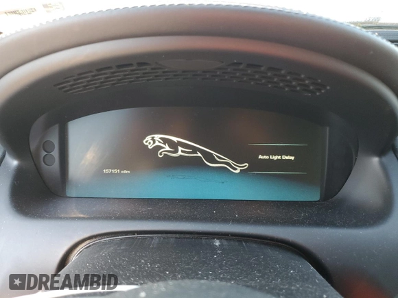 2013 Jaguar XJ Portfolio with VIN SAJWJ2GD3D8V47266, listed as a Copart auction lot 46824695 with 157,151 mi miles and Salvage title. Bid and sale history available at DreamBid. Image 9.