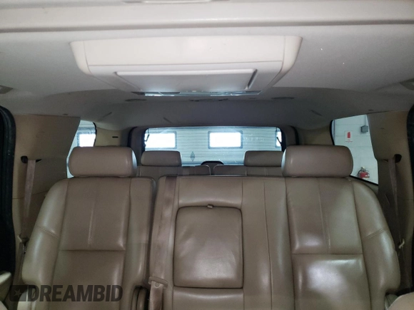 2007 Chevrolet Tahoe LTZ with VIN 1GNFK13047J131157, listed as a Copart auction lot 60333625 with 300,738 mi miles and Clean title. Bid and sale history available at DreamBid. Image 10.