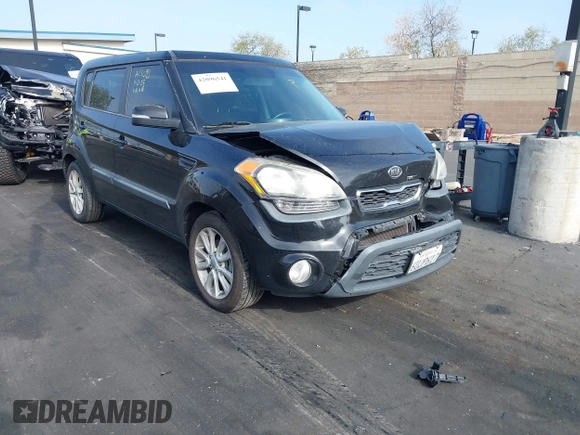 2012 Kia Soul + with VIN KNDJT2A67C7360534, listed as a IAAI auction lot 42096541 with 183,452 mi miles. Bid and sale history available at carsss.com. Image 1.