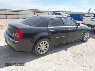 2006 Chrysler 300 C with VIN 2C3KA63H56H316500, listed as a IAAI auction lot 41811247 with 135,100 mi miles. Bid and sale history available at carsss.com. Image 4.