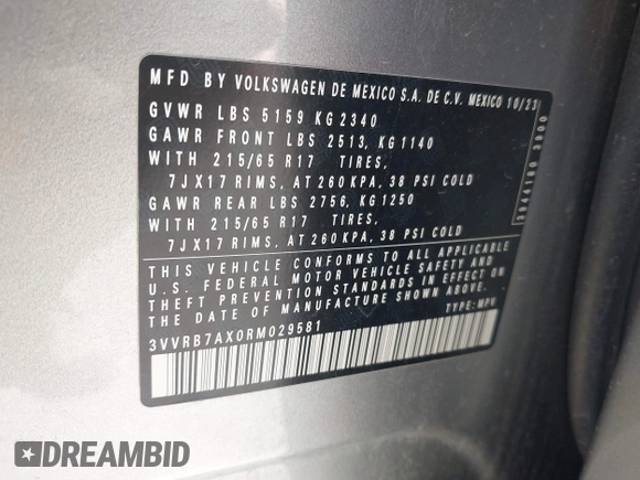 2024 Volkswagen Tiguan S z VIN 3VVRB7AX0RM029581, wystawiony jako IAAI lot #41938762 z przebiegiem 26 129 mil mil oraz . Historia ofert i sprzedaży dostępna na DreamBid. Obrazek 9.