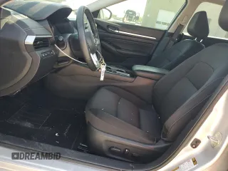 2020 Nissan Altima SV z VIN 1N4BL4DV8LC165977, wystawiony jako Copart lot #52112495 z przebiegiem 60 918 mil mil oraz Szkoda całkowita • Salvage title. Historia ofert i sprzedaży dostępna na DreamBid. Obrazek 7.