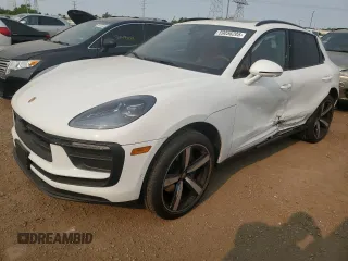2024 Porsche Macan z VIN WP1AA2A59RLB08635, wystawiony jako Copart lot #59056205 z przebiegiem 14 309 mil mil oraz Szkoda całkowita • Salvage title. Historia ofert i sprzedaży dostępna na DreamBid. Obrazek 1.