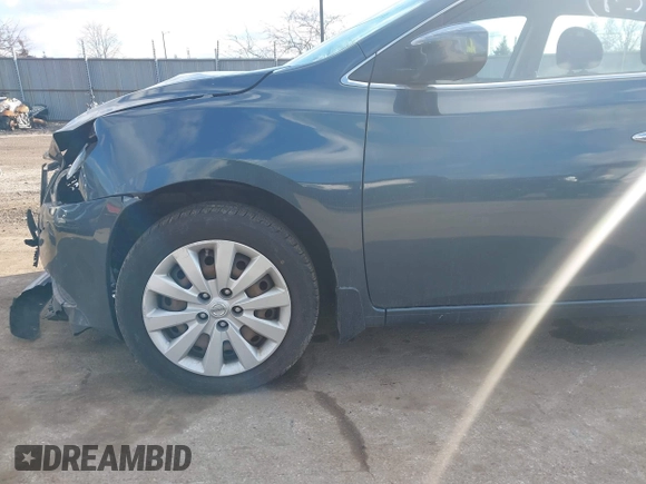 2014 Nissan Sentra SV with VIN 3N1AB7APXEY211662, listed as a IAAI auction lot 41689581 with 100,269 mi miles and . Bid and sale history available at DreamBid. Image 12.