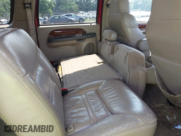 2000 Ford Excursion Limited with VIN 1FMNU43S5YEB26119, listed as a IAAI auction lot 42458492 with 234,586 mi miles and . Bid and sale history available at DreamBid. Image 8.