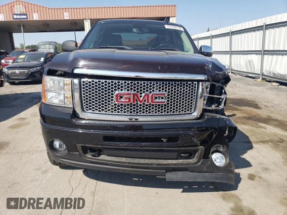2010 GMC Sierra 1500 Denali z VIN 3GTRKXE25AG202169, wystawiony jako Copart lot #71733714 z przebiegiem 123 400 mil mil oraz Szkoda całkowita • Salvage title. Historia ofert i sprzedaży dostępna na DreamBid. Obrazek 5.