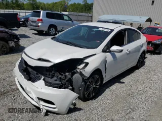 2016 Kia Forte EX z VIN KNAFX4A84G5473752, wystawiony jako Copart lot #52830555 z przebiegiem 97 169 mil mil oraz Szkoda całkowita • Salvage title. Historia ofert i sprzedaży dostępna na DreamBid. Obrazek 1.