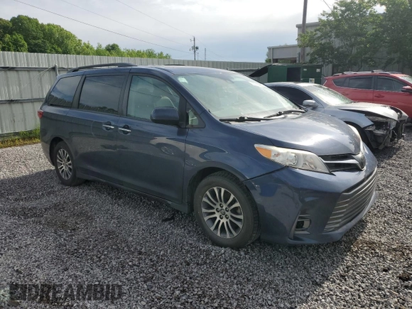 2018 Toyota Sienna XLE Auto Access Seat с VIN 5TDYZ3DC2JS938076, выставлен на аукционе Copart как лот 55226985 с пробегом 222 834 миль миль и Списание • Salvage title. История ставок и продаж доступна на DreamBid. Изображение 4.