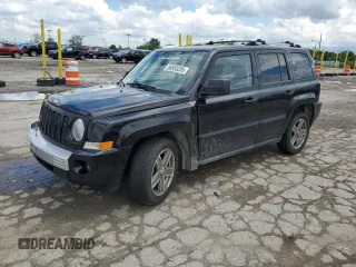 2007 Jeep Patriot Limited z VIN 1J8FF48W37D275916, wystawiony jako Copart lot #56585205 z przebiegiem 106 919 mil mil oraz Szkoda całkowita • Salvage title. Historia ofert i sprzedaży dostępna na DreamBid. Obrazek 1.