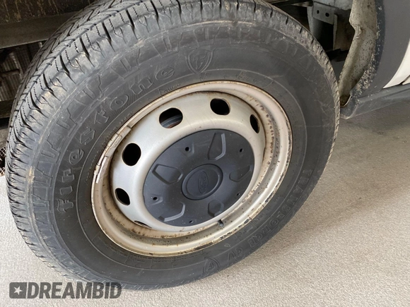 2018 Ford Transit с VIN 1FTYE1YM9JKB52110, выставлен на аукционе IAAI как лот 42610426 с пробегом 156 532 миль миль и . История ставок и продаж доступна на DreamBid. Изображение 8.