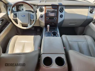 2008 Ford Expedition Limited z VIN 1FMFU205X8LA51775, wystawiony jako Copart lot #60281545 z przebiegiem 157 354 mil mil oraz Szkoda całkowita • Salvage title. Historia ofert i sprzedaży dostępna na DreamBid. Obrazek 8.