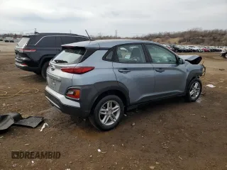 2020 Hyundai Kona SE with VIN KM8K12AA8LU559216, listed as a Copart auction lot 50093685 with 32,118 mi miles and Salvage Title. Bid and sale history available at carsss.com. Image 3.