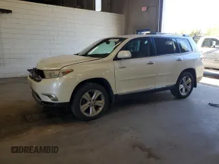 2013 Toyota Highlander Limited z VIN 5TDDK3EH9DS182764, wystawiony jako Copart lot #55415325 z przebiegiem 198 845 mil mil oraz Szkody całkowita. Historia ofert i sprzedaży dostępna na DreamBid. Obrazek 1.