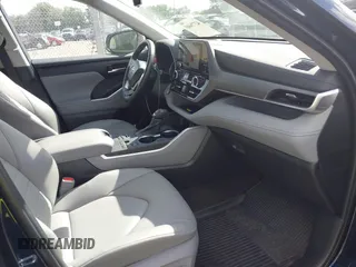 2023 Toyota Highlander L with VIN 5TDKDRBH5PS039744, listed as a IAAI auction lot 42776603 with 15,840 mi miles and . Bid and sale history available at DreamBid. Image 5.