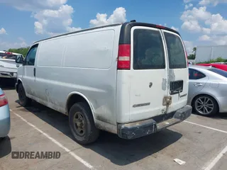 2003 Chevrolet Express Cargo with VIN 1GCFG15X731132818, listed as a IAAI auction lot 42668266 with 473,429 mi miles and . Bid and sale history available at DreamBid. Image 3.
