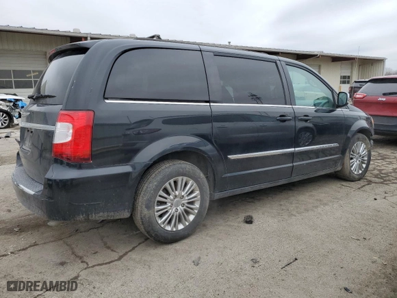 2015 Chrysler Town & Country Touring-L with VIN 2C4RC1CG9FR608773, listed as a Copart auction lot 43811065 with 159,634 mi miles and Clean Title. Bid and sale history available at carsss.com. Image 3.