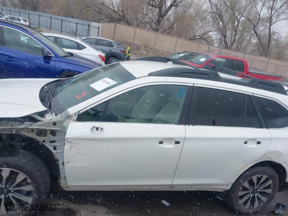 2015 Subaru Outback 2.5i Limited with VIN 4S4BSAJC5F3246157, listed as a IAAI auction lot 41931664 with 166,061 mi miles. Bid and sale history available at carsss.com. Image 15.