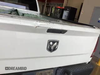 2018 Ram 2500 Tradesman с VIN 3C6UR4HJ8JG274627, выставлен на аукционе IAAI как лот 42575840 с пробегом 152 686 миль миль и . История ставок и продаж доступна на DreamBid. Изображение 51.