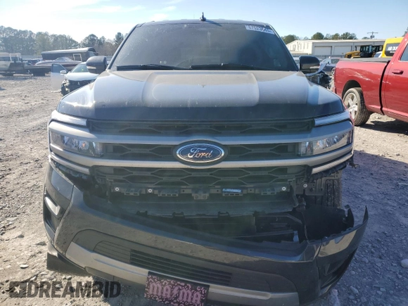 2023 Ford Expedition XLT with VIN 1FMJU1H82PEA61870, listed as a Copart auction lot 87523845 with 44,044 mi miles and Salvage Title. Bid and sale history available at carsss.com. Image 5.
