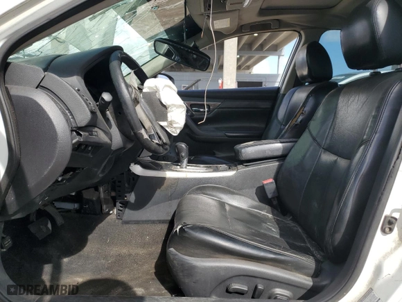 2014 Nissan Altima 2.5 SV with VIN 1N4AL3AP8EC172183, listed as a Copart auction lot 51460155 with 200,875 mi miles and Salvage Title. Bid and sale history available at carsss.com. Image 7.