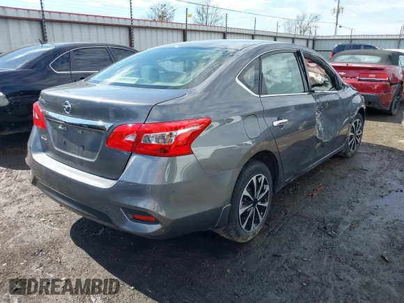 2019 Nissan Sentra SR with VIN 3N1AB7AP7KY385622, listed as a IAAI auction lot 41611546 with 70,796 mi miles. Bid and sale history available at carsss.com. Image 4.