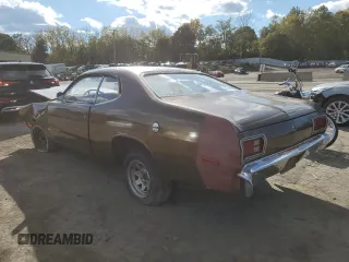 1973 Plymouth Valiant z VIN VL29G3B227366, wystawiony jako Copart lot #74797124 z przebiegiem 87 122 mil mil oraz Szkoda całkowita • Salvage title. Historia ofert i sprzedaży dostępna na DreamBid. Obrazek 2.