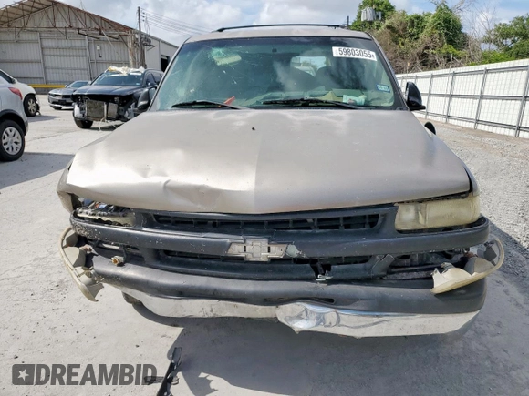 2002 Chevrolet Tahoe LS z VIN 1GNEC13V92R136479, wystawiony jako Copart lot #59803055 z przebiegiem 165 718 mil mil oraz Czysty tytuł • Clean title. Historia ofert i sprzedaży dostępna na DreamBid. Obrazek 5.