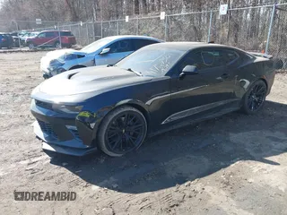 2018 Chevrolet Camaro 2SS z VIN 1G1FG1R77J0170121, wystawiony jako IAAI lot #41757301 z przebiegiem 39 795 mil mil oraz . Historia ofert i sprzedaży dostępna na DreamBid. Obrazek 2.