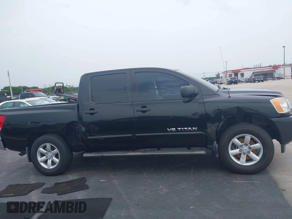 2014 Nissan Titan Pro-4X with VIN 1N6BA0EC1EN515685, listed as a IAAI auction lot 42423258 with 137,012 mi miles and . Bid and sale history available at DreamBid. Image 13.
