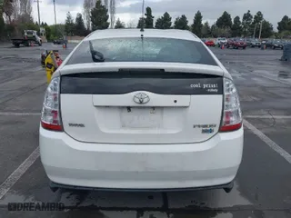 2006 Toyota Prius with VIN JTDKB20U563162831, listed as a IAAI auction lot 41920329 with 265,963 mi miles. Bid and sale history available at carsss.com. Image 16.