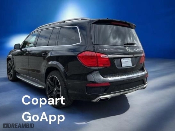 2015 Mercedes-Benz GL-Class GL 550 with VIN 4JGDF7DE0FA462698, listed as a Copart auction lot 48636955 with 142,716 mi miles and Clean Title. Bid and sale history available at carsss.com. Image 3.
