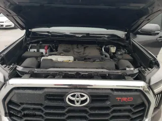 2024 Toyota Tundra 4WD SR5 with VIN 5TFLA5DB5RX146479, listed as a Copart auction lot 50825075 with 31,141 mi miles and Salvage Title. Bid and sale history available at carsss.com. Image 11.