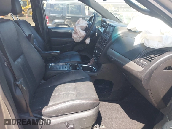 2017 Dodge Grand Caravan GT with VIN 2C4RDGEG3HR740797, listed as a IAAI auction lot 42110636 with 186,330 mi miles and . Bid and sale history available at DreamBid. Image 5.