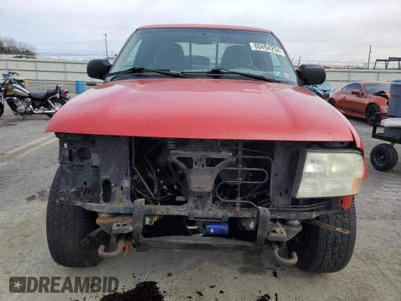 2002 GMC Sonoma SLS with VIN 1GTCT19W628201276, listed as a Copart auction lot 80494294 with 248,850 mi miles and Salvage Title. Bid and sale history available at carsss.com. Image 5.