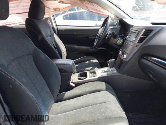 2014 Subaru Legacy Special Sports z VIN 4S3BMCH62E3021347, wystawiony jako IAAI lot #42260384 z przebiegiem 170 785 mil mil oraz . Historia ofert i sprzedaży dostępna na DreamBid. Obrazek 5.