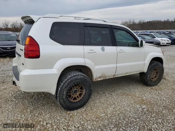 2004 Lexus GX 470 with VIN JTJBT20X140032189, listed as a Copart auction lot 46055015 with NaN miles and Salvage Title. Bid and sale history available at carsss.com. Image 3.